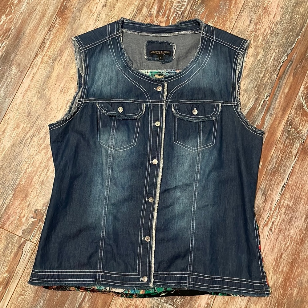 Jean sleeveless top